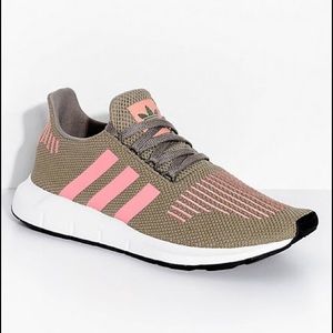 Adidas Swift run women’s shoes
